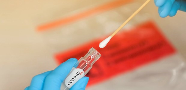 Σχολείο παρέλαβε από γονέα άρνηση τεστ με δικηγορική πράξη!